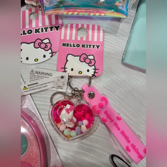 Hello Kitty Mommy & Me Kids Childrens (or Adult) Tote Bundle - Picture 9 of 10